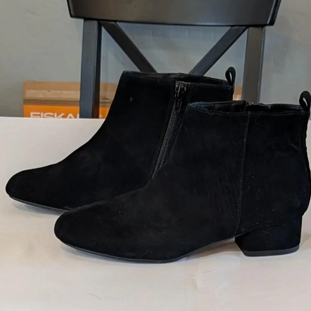 Gianni Bini Black Suede Ankle Boots Girls Size 5 Side Zip Booties